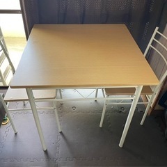 【決まりました‼️】テーブル　椅子付き　シンプルデザイン