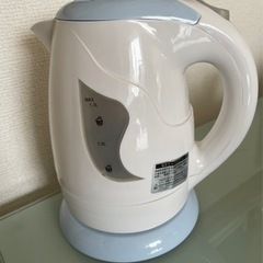 値下げしました！電気ケトル　1リットル  