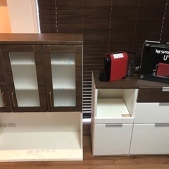 ニトリ食器棚&コーヒーメーカー(ネスプレッソ)