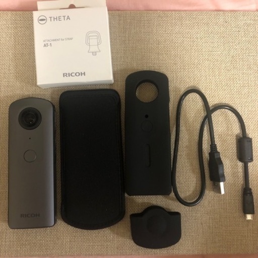 【取引中】RICOH THETA V