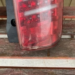 ワゴンr ヴァレンティ　テールランプ