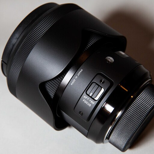 【新品】Sigma 50mm F1.4 DG HSM Art キヤノンEF シグマ Canon 広角　単焦点 箱・保証書あり