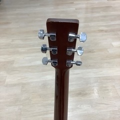 MARTINのアコースティックギター(000-18)のご紹介です