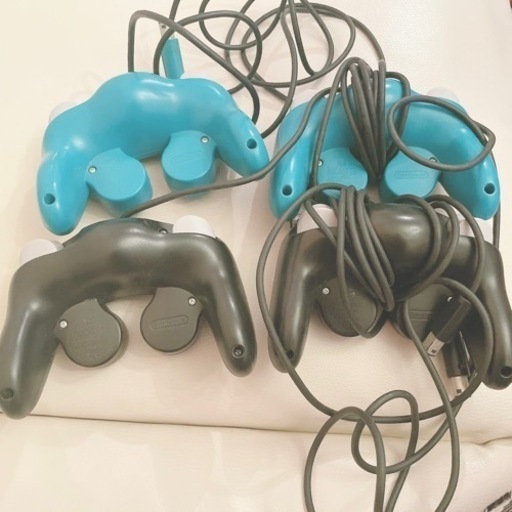 任天堂　ニンテンドーゲームキューブコントローラ 539837 4点　ブラック　グリーン 任天堂 ニンテンドーゲームキューブコントローラ 539837 4点 ブラック