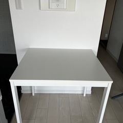 IKEA ダイニングテーブル 伸長式テーブル