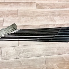 【格安！！】ゼクシオ　アイアンセット一式※即決割あり