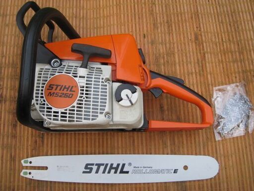 STHIL　MS250　スチールチェンソー　排気量45.4 cm³