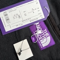 新品タグ付THE NORTH FACEブラックパーカー