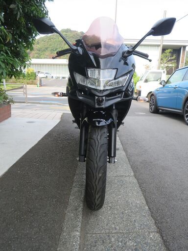 スズキ　ジクサー150SF(GIXXER150SF)　中古実動超美車　超低走行　ドライブレコーダー前後付き　タイヤ前後新品同様　ナンバー登録書類有 スズキ ジクサー150SF(GIXXER150SF) 中古実動超美車 超低走行 ドライブ