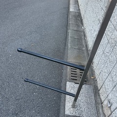 折りたたみカヤックや軽量カヤックの収納に使ってました支柱とバーのセット！　モンベル　アリュート　ボイジャーなど折りたたみカヤックの収納に最適！