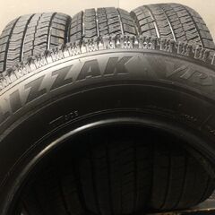 BS BRIDGESTONE BLIZZAK VRX2 185/70R14 14インチ スタッドレス 4本 22年製 バリ溝 カローラアクシオ ノート アリオン等　(VTG731) クレジットカード QRコード決済可能