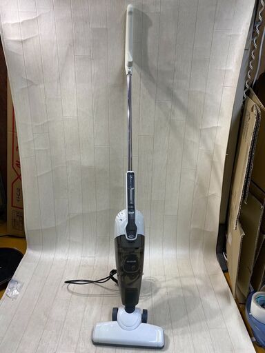 A1-309\tアイリスオーヤマ　電気掃除機　2018年製