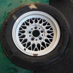 BMW E34 5シリーズ純正 15インチ 5本セット スペア付 （キャップ4枚）ホイールボルト１６本　ロックナット４本 BMW E34 5シリーズ純正 15インチ 5本セット スペア付 （キャップ4枚