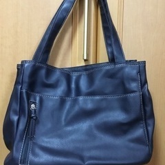 （お話中）合皮レザーバッグ👜（美品）