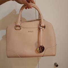 【フルラ】淡いピンク色　ハンドバッグ