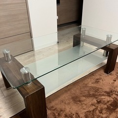 テーブル（ガラス、ウッド）