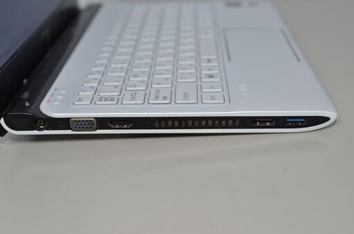 中古軽量ノートパソコン SONY SVE11119FJW Windows11 爆速SSD120GB AMD