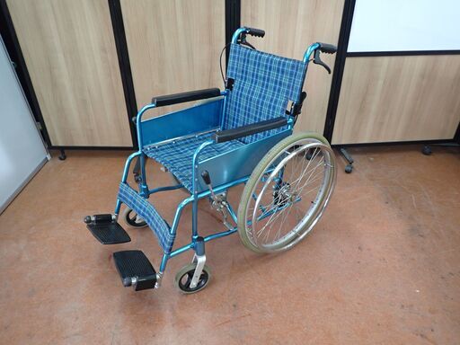 ①　田川市　自走式 介護 介助　手折れ式　アルミ製軽量折り畳み車椅子