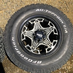 18インチホイール PCD139.7 6穴  直接取引のみ アメ車 シボレー タホ サバーバン ランクル ハイエース