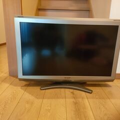 シャープ３２型テレビ