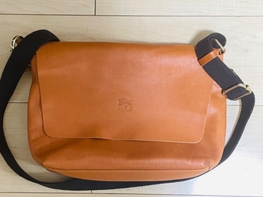 【価格交渉可】イルビゾンテ　ショルダーバッグ　美品