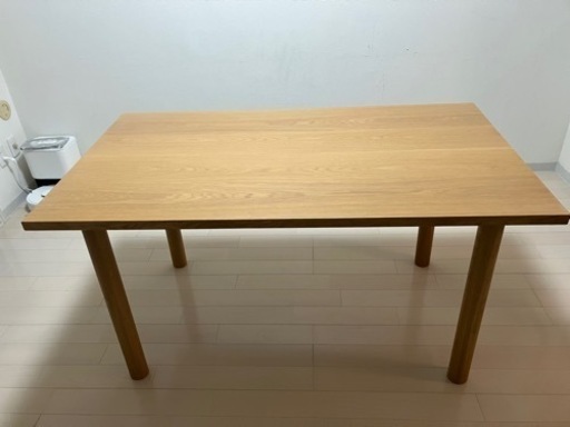 無印良品　板と脚でできた木製テーブル