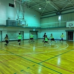 11月13日　愛知県名古屋市　バスケットボール　平針中学校　18-21 - スポーツ