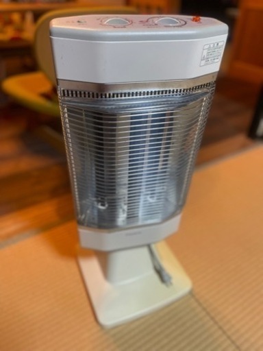 ダイキン　セラムヒート　カーボンヒーター