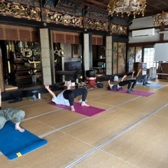 城下町寺ヨガ〜源徳寺〜 - 美容健康