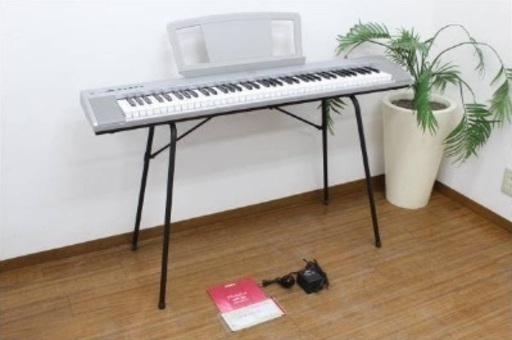 YAMAHA 電子ピアノ