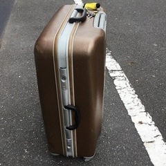 スーツケース　大きい　鍵付き　【商談中】