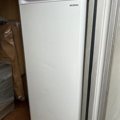 アイリスオーヤマ　ノンフロン冷凍庫