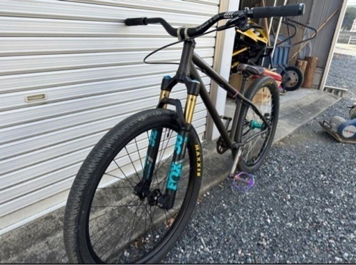 ダートジャンプ　mtb