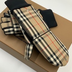 バーバリー　グローブ　手袋　フィンガーレス　ラムレザー　Mサイズ