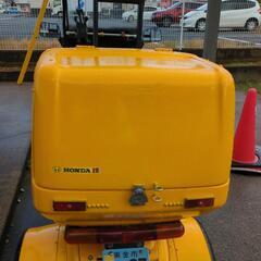 ジャイロキャノピーのリアボックス