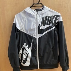 （引き渡し予定者決定）NIKE アウター