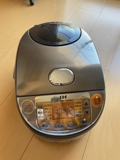 受け渡し予定者様決まりました。炊飯器　『ZOJIRUSHI』