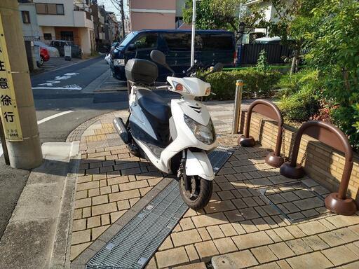 YAMAHA　シグナス3型　グリップヒーター・リアボックス(自賠6年3月迄)