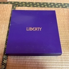 LIBERTY. .お皿セット