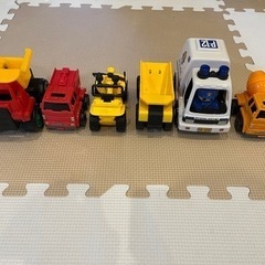 車のおもちゃ　6台