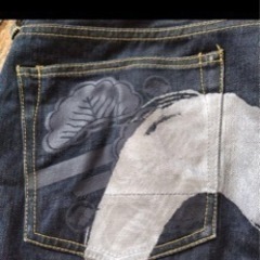 evisuデニムパンツ