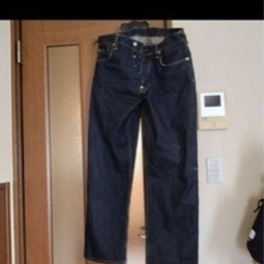 evisuデニムパンツ