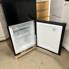 【超美品‼️】アイリスオーヤマ 2022年製 142Lノンフロン冷凍冷蔵庫 ブラック♪