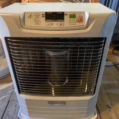 トヨトミ FF式ストーブ　2016年製 