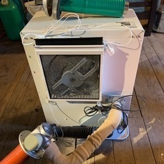 トヨトミ FF式ストーブ　2016年製 