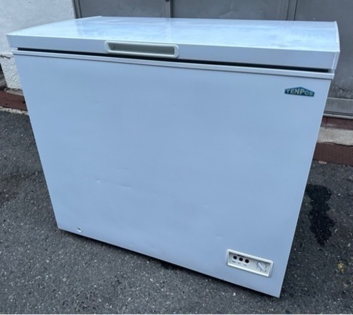 【動確済み】2018年製 業務用 テンポス 冷凍ストッカー TBCF-190-RH 190L 上開き 電気冷凍庫 電気ストッカー 厨房機材 厨房機器 大阪発