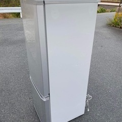 ㊗️一人二人暮らし冷凍冷蔵庫🌸保証あり✅配送設置可能