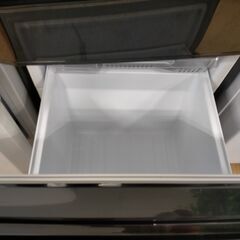 C2669 三菱 MITSUBISHI 冷蔵庫 2ドア冷蔵庫 146L 2016年製 MR-P15Z 