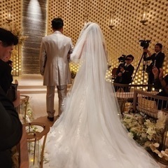 ウエディングドレス、ベール、グローブ