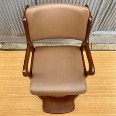 貞苅椅子製作所　室内用車椅子